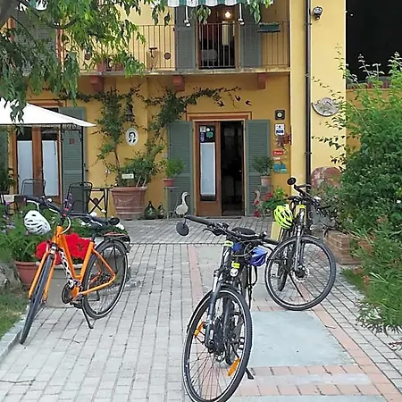 Bed & Breakfast L'adele 4*